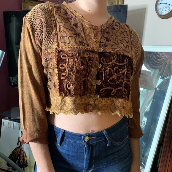 70’s Hippie Crop Top - Picture 2 of 6